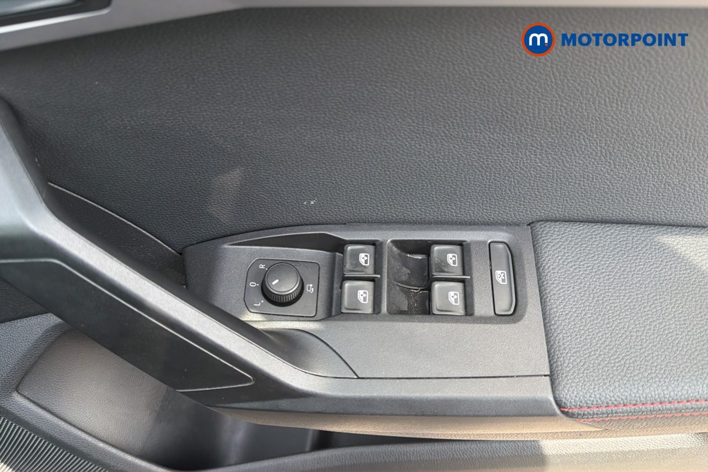 Seat Arona Fr Sport Manual Petrol SUV - Stock Number (1671472) - 4th supplementary image