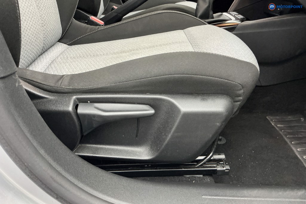 Vauxhall Corsa Design Manual Petrol Hatchback - Stock Number (1671559) - 15th supplementary image