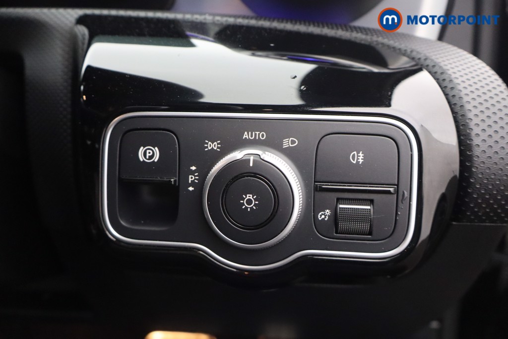 Mercedes-Benz A Class Amg Line Automatic Petrol Saloon - Stock Number (1671613) - 7th supplementary image