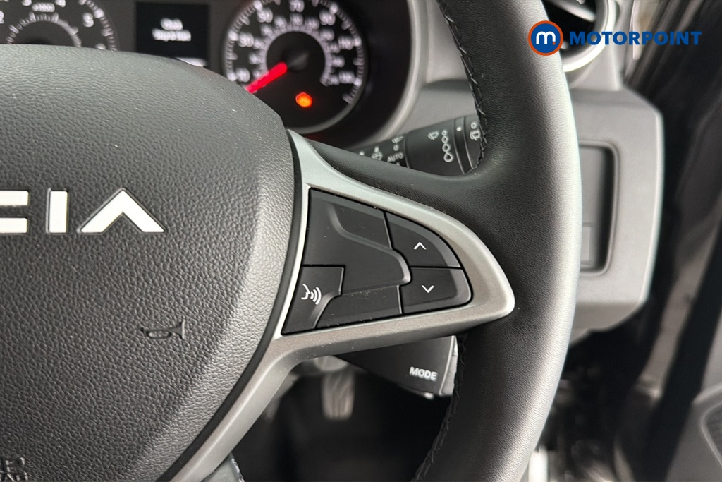 Dacia Duster Journey Manual Diesel SUV - Stock Number (1671750) - 3rd supplementary image