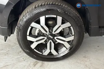 Dacia Duster Journey Manual Diesel SUV - Stock Number (1671750) - 44th supplementary image