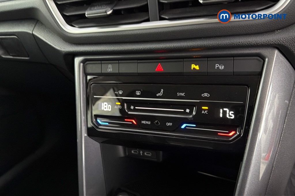 Volkswagen T-Roc Style Manual Petrol SUV - Stock Number (1672023) - 12th supplementary image