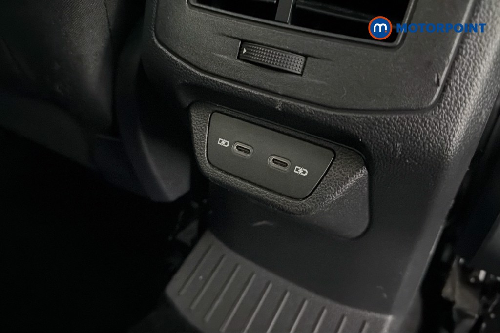 Volkswagen T-Roc Style Manual Petrol SUV - Stock Number (1672023) - 30th supplementary image