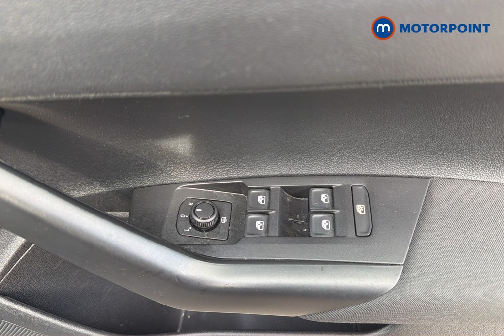Volkswagen Polo Match Manual Petrol Hatchback - Stock Number (1672072) - 3rd supplementary image