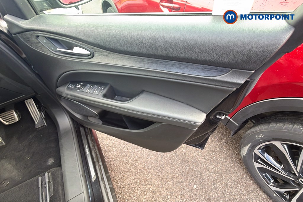 Alfa Romeo Stelvio Nero Edizione Automatic Petrol SUV - Stock Number (1672083) - 2nd supplementary image