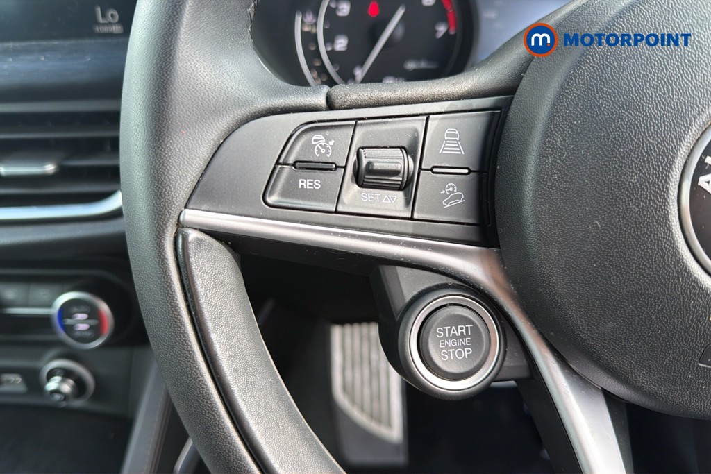 Alfa Romeo Stelvio Nero Edizione Automatic Petrol SUV - Stock Number (1672083) - 9th supplementary image