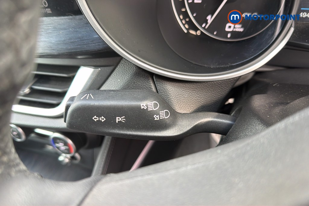 Alfa Romeo Stelvio Nero Edizione Automatic Petrol SUV - Stock Number (1672083) - 11th supplementary image