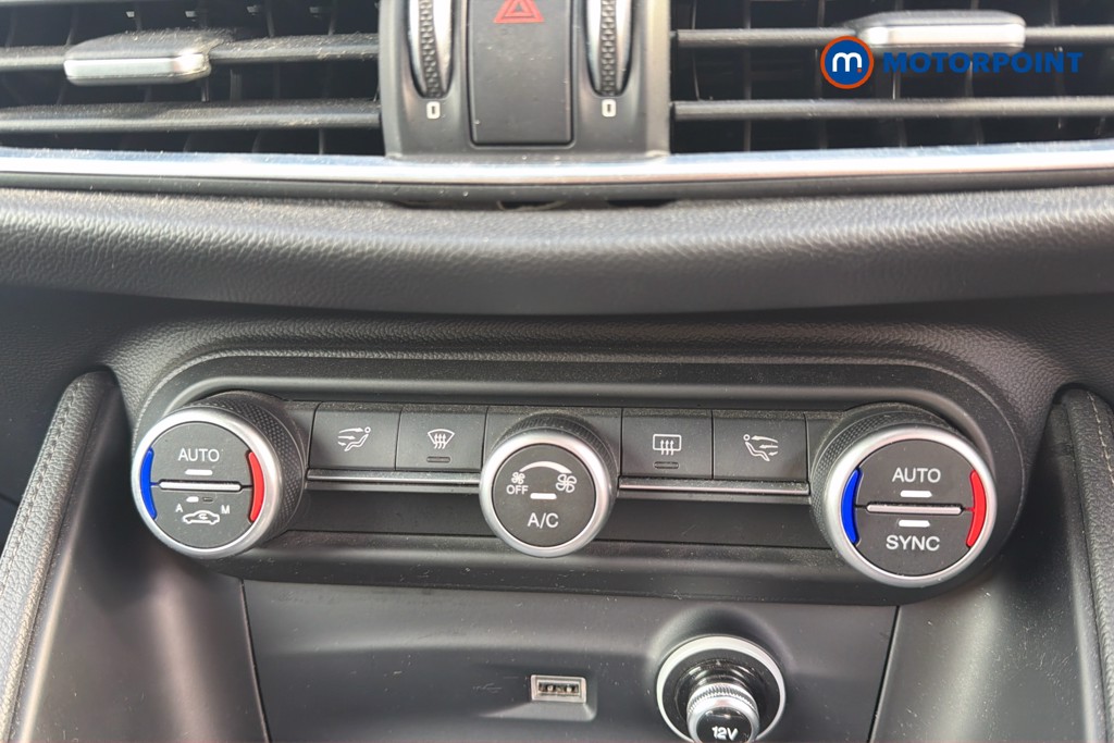 Alfa Romeo Stelvio Nero Edizione Automatic Petrol SUV - Stock Number (1672083) - 14th supplementary image