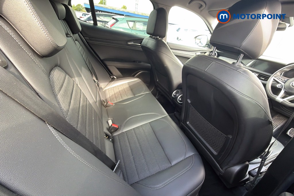 Alfa Romeo Stelvio Nero Edizione Automatic Petrol SUV - Stock Number (1672083) - 32nd supplementary image