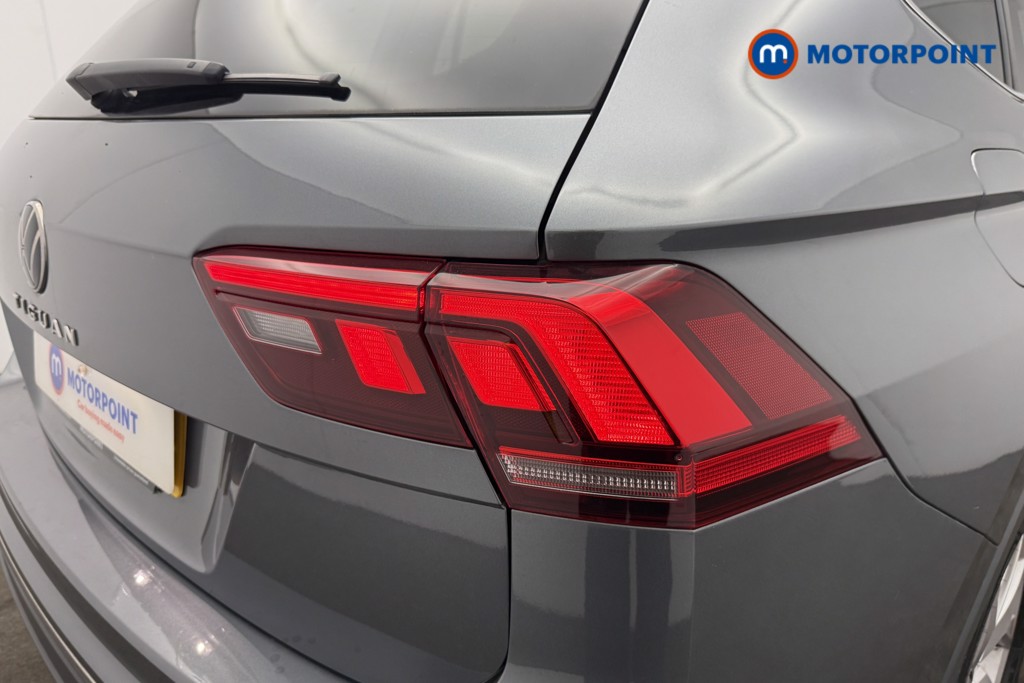 Volkswagen Tiguan Allspace Life Automatic Petrol SUV - Stock Number (1672091) - 19th supplementary image