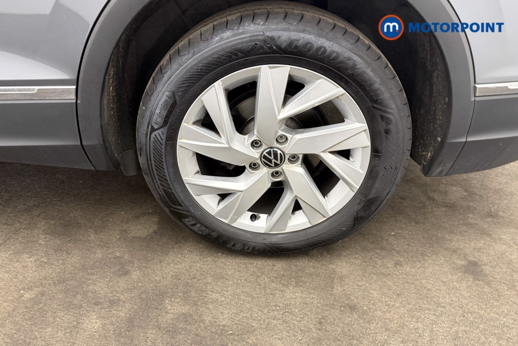 Volkswagen Tiguan Allspace Life Automatic Petrol SUV - Stock Number (1672091) - 25th supplementary image