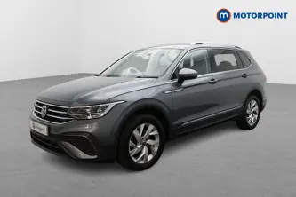 Volkswagen Tiguan Allspace Life Automatic Petrol SUV - Stock Number (1672091) - Passenger side front corner