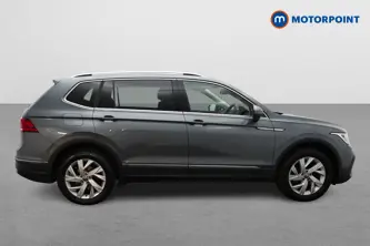 Volkswagen Tiguan Allspace Life Automatic Petrol SUV - Stock Number (1672091) - Drivers side