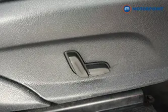 Mercedes-Benz GLC Urban Edition Automatic Diesel SUV - Stock Number (1672108) - 23rd supplementary image
