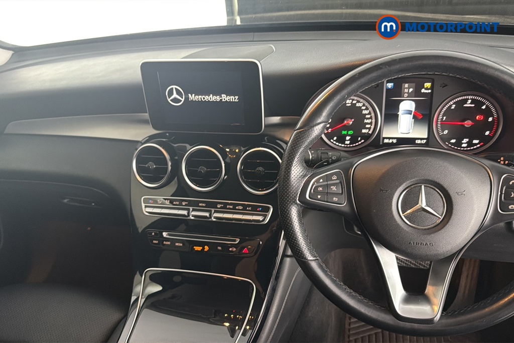 Mercedes-Benz GLC Urban Edition Automatic Diesel SUV - Stock Number (1672108) - 1st supplementary image