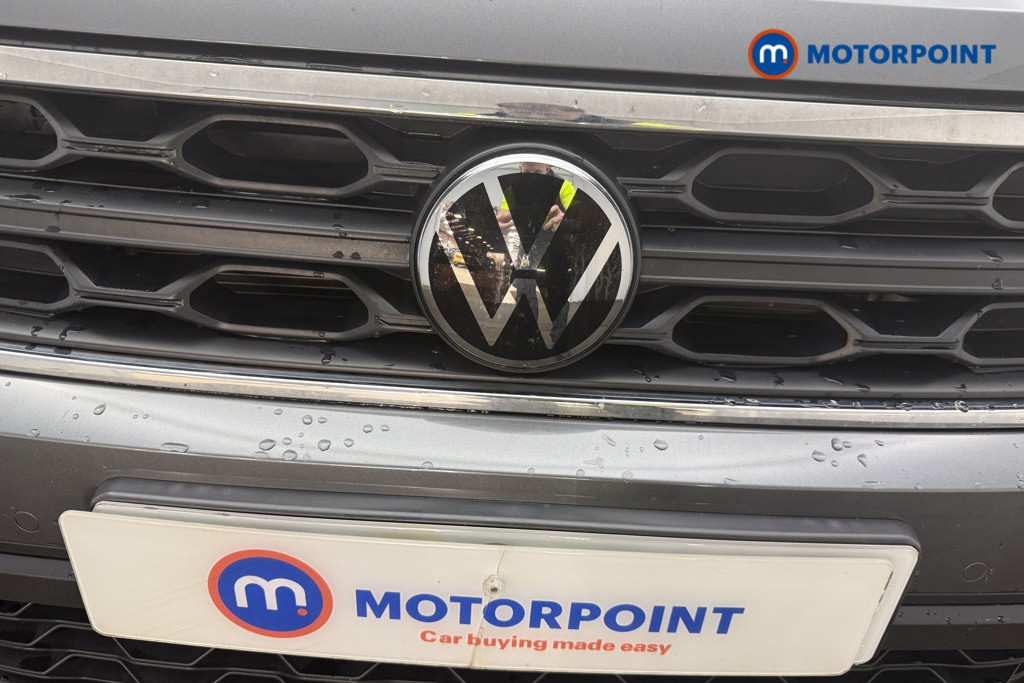 Volkswagen T-Roc Life Automatic Petrol SUV - Stock Number (1672209) - 2nd supplementary image