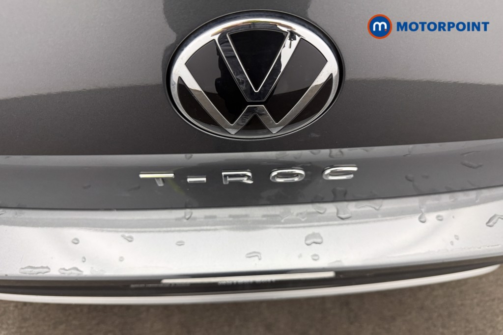 Volkswagen T-Roc Life Automatic Petrol SUV - Stock Number (1672209) - 13th supplementary image