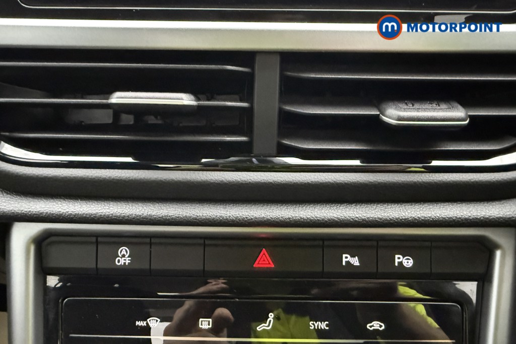 Volkswagen T-Roc Life Automatic Petrol SUV - Stock Number (1672209) - 35th supplementary image