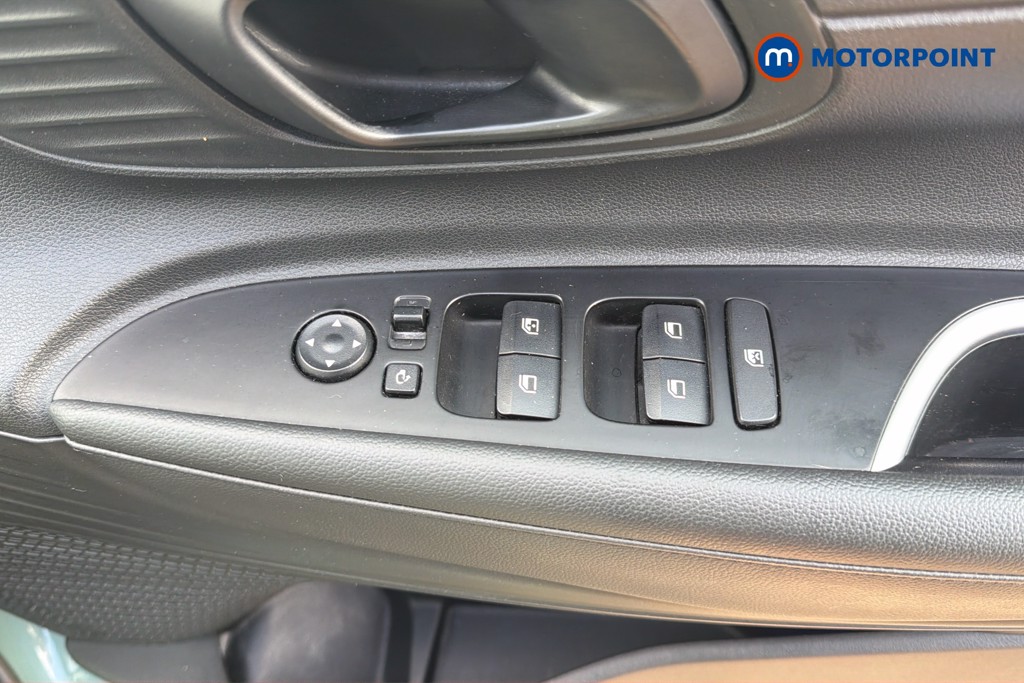 Hyundai Bayon Se Connect Automatic Petrol SUV - Stock Number (1672302) - 5th supplementary image