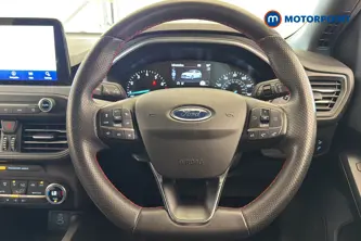 Ford Focus St-Line Style Manual Petrol Hatchback - Stock Number (1672313) - 2nd supplementary image