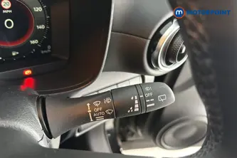 Nissan Juke Tekna Automatic Petrol-Electric Hybrid SUV - Stock Number (1672359) - 6th supplementary image