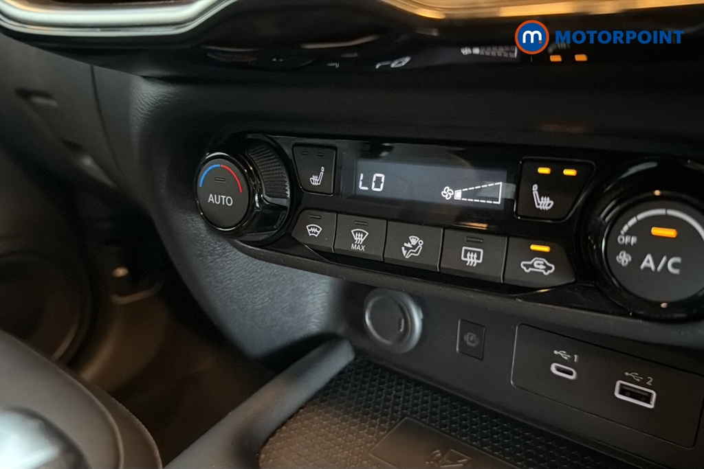 Nissan Juke Tekna Automatic Petrol-Electric Hybrid SUV - Stock Number (1672359) - 14th supplementary image