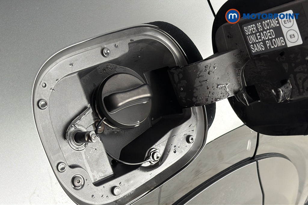 Nissan Juke Tekna Automatic Petrol-Electric Hybrid SUV - Stock Number (1672359) - 41st supplementary image