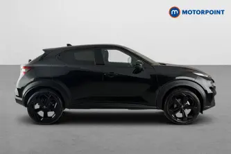 Nissan Juke Tekna Automatic Petrol-Electric Hybrid SUV - Stock Number (1672359) - Passenger side