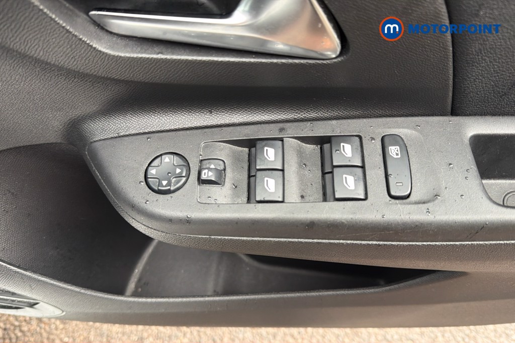 Vauxhall Corsa Elite Nav Automatic Petrol Hatchback - Stock Number (1672381) - 2nd supplementary image