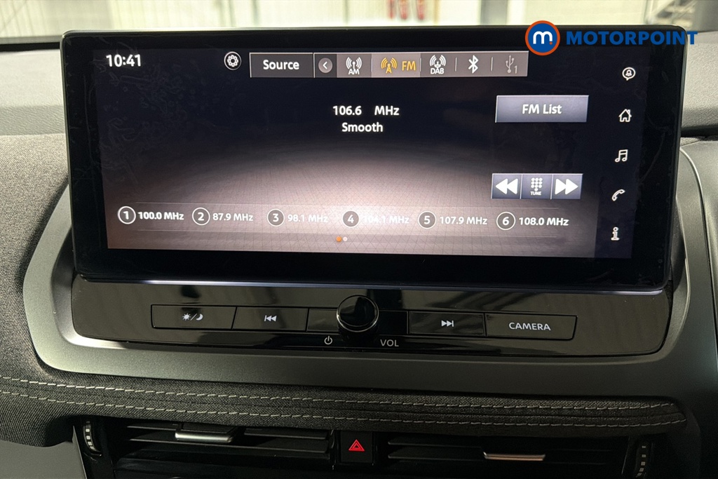 Nissan Qashqai Acenta Premium Manual Petrol SUV - Stock Number (1672431) - 8th supplementary image