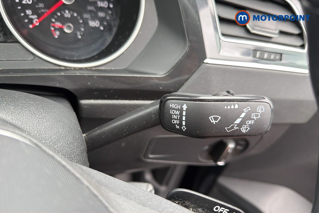 Volkswagen Tiguan Life Automatic Diesel SUV - Stock Number (1672610) - 10th supplementary image