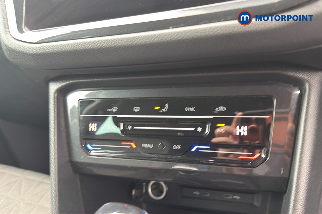Volkswagen Tiguan Life Automatic Diesel SUV - Stock Number (1672610) - 12th supplementary image
