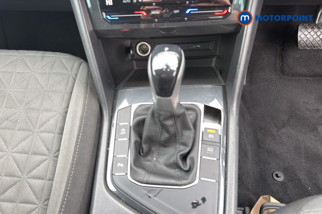 Volkswagen Tiguan Life Automatic Diesel SUV - Stock Number (1672610) - 14th supplementary image