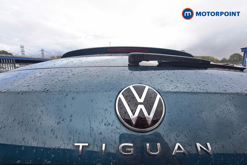 Volkswagen Tiguan Life Automatic Diesel SUV - Stock Number (1672610) - 21st supplementary image