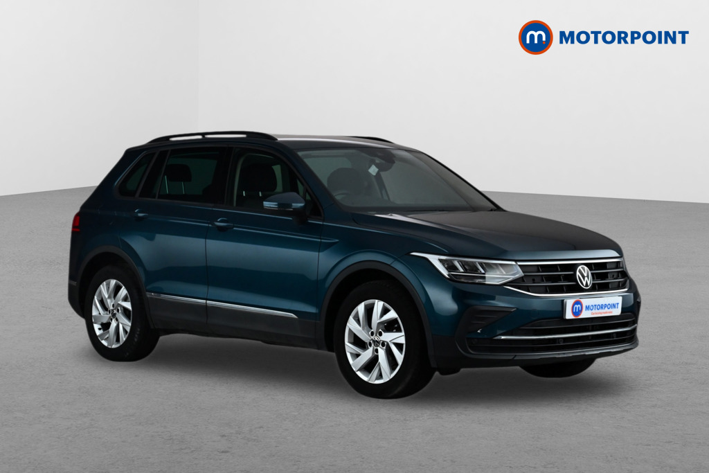 Volkswagen Tiguan Life Automatic Diesel SUV - Stock Number (1672610) - Drivers side front corner