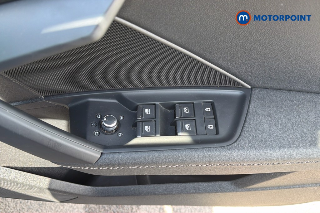 Audi A3 S Line Automatic Petrol Hatchback - Stock Number (1672615) - 5th supplementary image