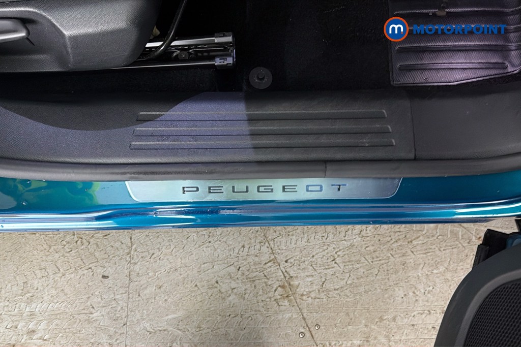 Peugeot 2008 GT Automatic Petrol SUV - Stock Number (1672624) - 27th supplementary image