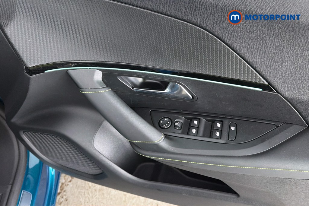 Peugeot 2008 GT Automatic Petrol SUV - Stock Number (1672624) - 42nd supplementary image