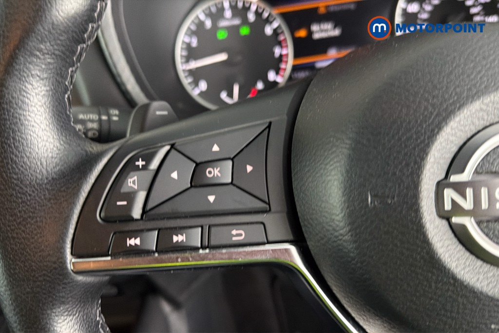 Nissan Juke N-Connecta Automatic Petrol SUV - Stock Number (1672697) - 3rd supplementary image
