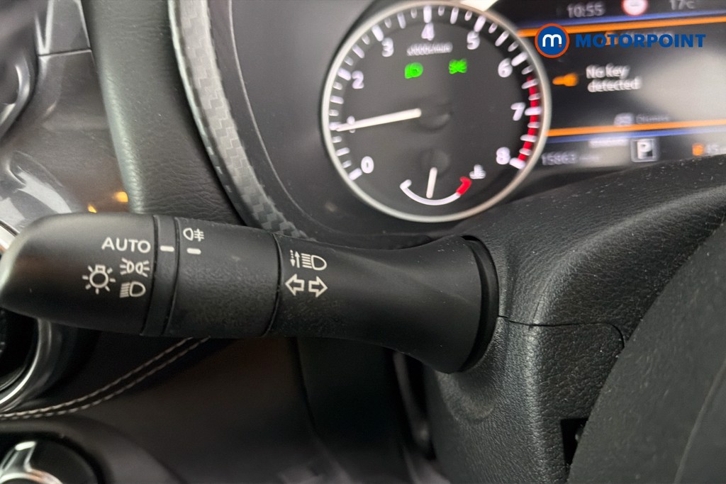 Nissan Juke N-Connecta Automatic Petrol SUV - Stock Number (1672697) - 6th supplementary image