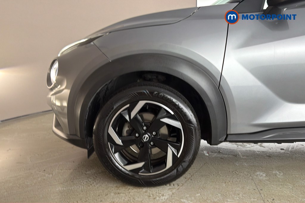 Nissan Juke N-Connecta Automatic Petrol SUV - Stock Number (1672697) - 47th supplementary image