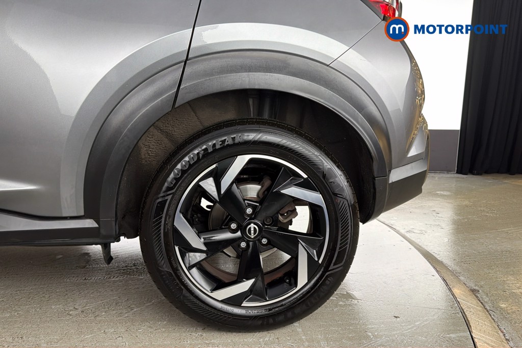 Nissan Juke N-Connecta Automatic Petrol SUV - Stock Number (1672697) - 48th supplementary image