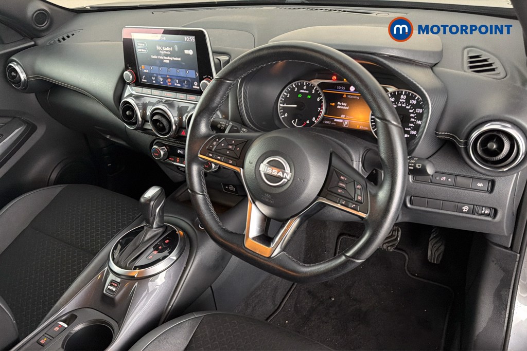 Nissan Juke N-Connecta Automatic Petrol SUV - Stock Number (1672697) - 1st supplementary image