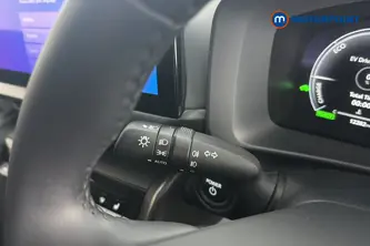 Toyota C-Hr Design Automatic Petrol-Electric Hybrid SUV - Stock Number (1672807) - 5th supplementary image