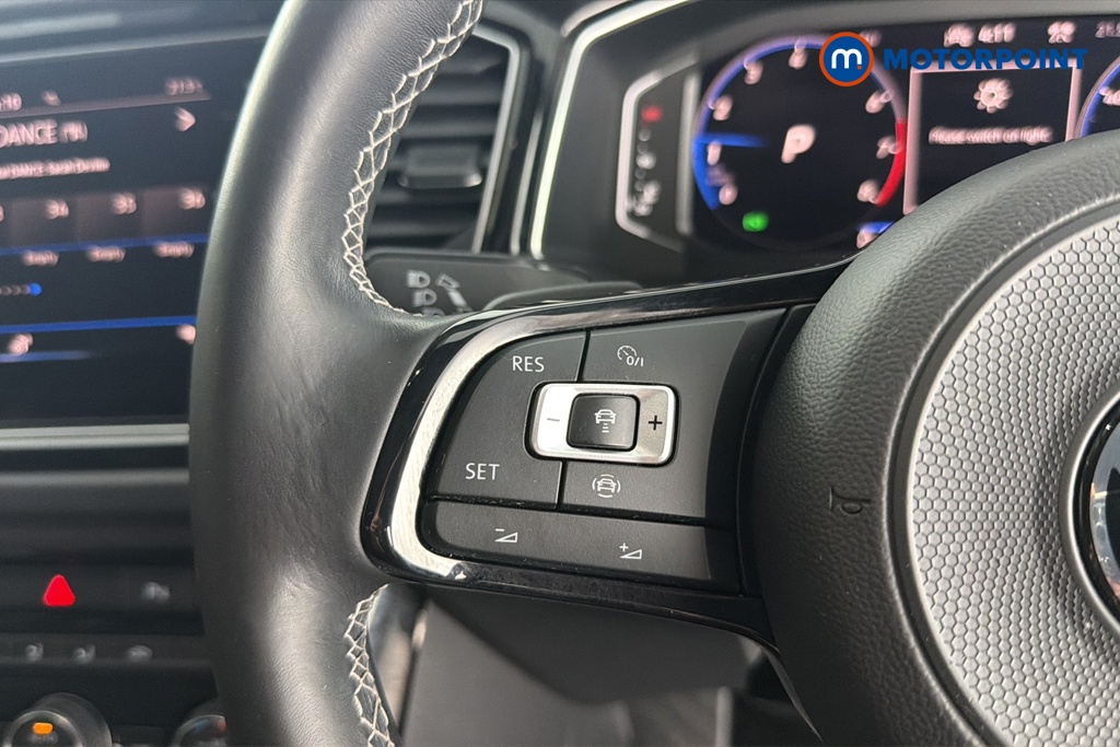 Volkswagen T-Roc R Automatic Petrol SUV - Stock Number (1672842) - 4th supplementary image