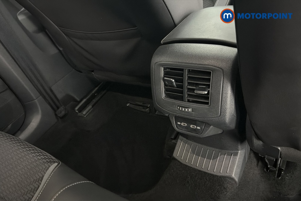 Volkswagen T-Roc R Automatic Petrol SUV - Stock Number (1672842) - 28th supplementary image