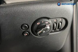Mini Hatchback Cooper Exclusive Automatic Petrol Hatchback - Stock Number (1672863) - 11th supplementary image