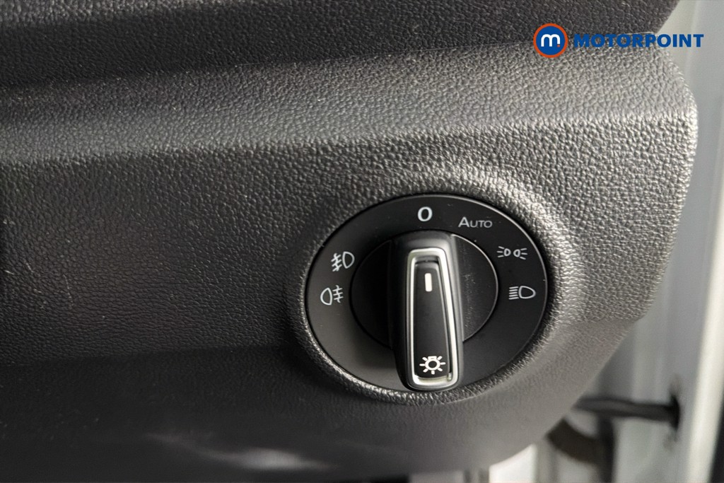 Volkswagen T-Roc R-Line Automatic Diesel SUV - Stock Number (1672866) - 18th supplementary image