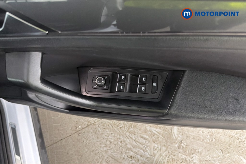 Volkswagen T-Roc R-Line Automatic Diesel SUV - Stock Number (1672866) - 20th supplementary image