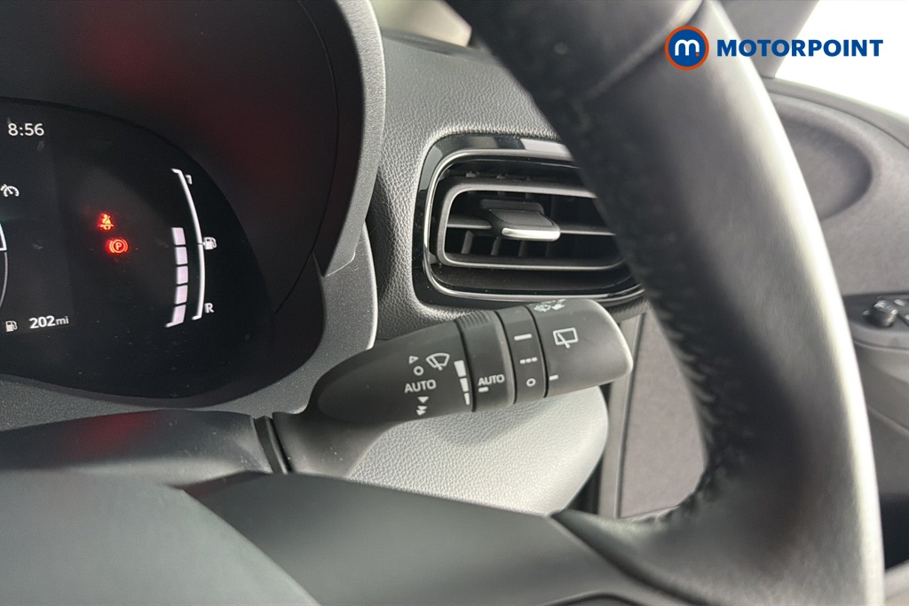 Toyota Yaris Design Automatic Petrol-Electric Hybrid Hatchback - Stock Number (1672912) - 6th supplementary image